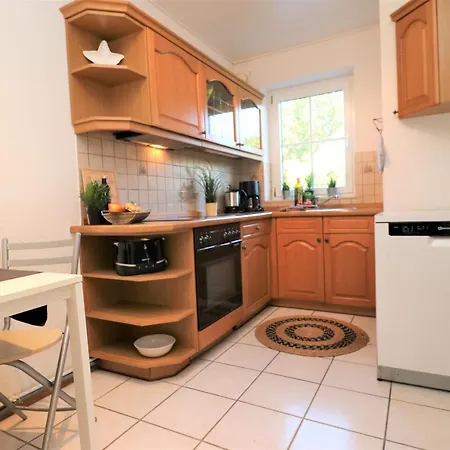 アパート Ferienhaeuser Doppelhaushaelfte, Gruener Weg ヴストロ