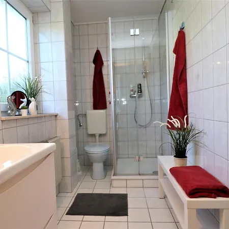 Ferienhaeuser Doppelhaushaelfte, Gruener Weg アパート