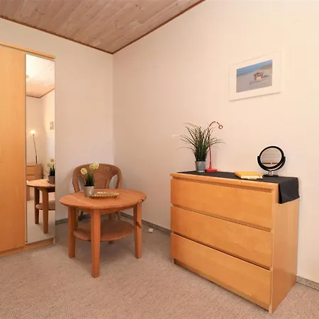 Ferienhaeuser Doppelhaushaelfte, Gruener Weg アパート *