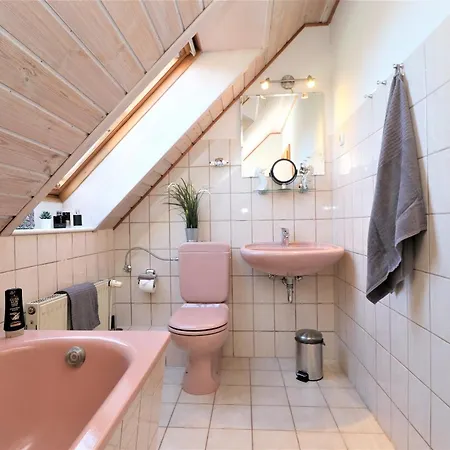 Ferienhaeuser Doppelhaushaelfte, Gruener Weg * ヴストロ